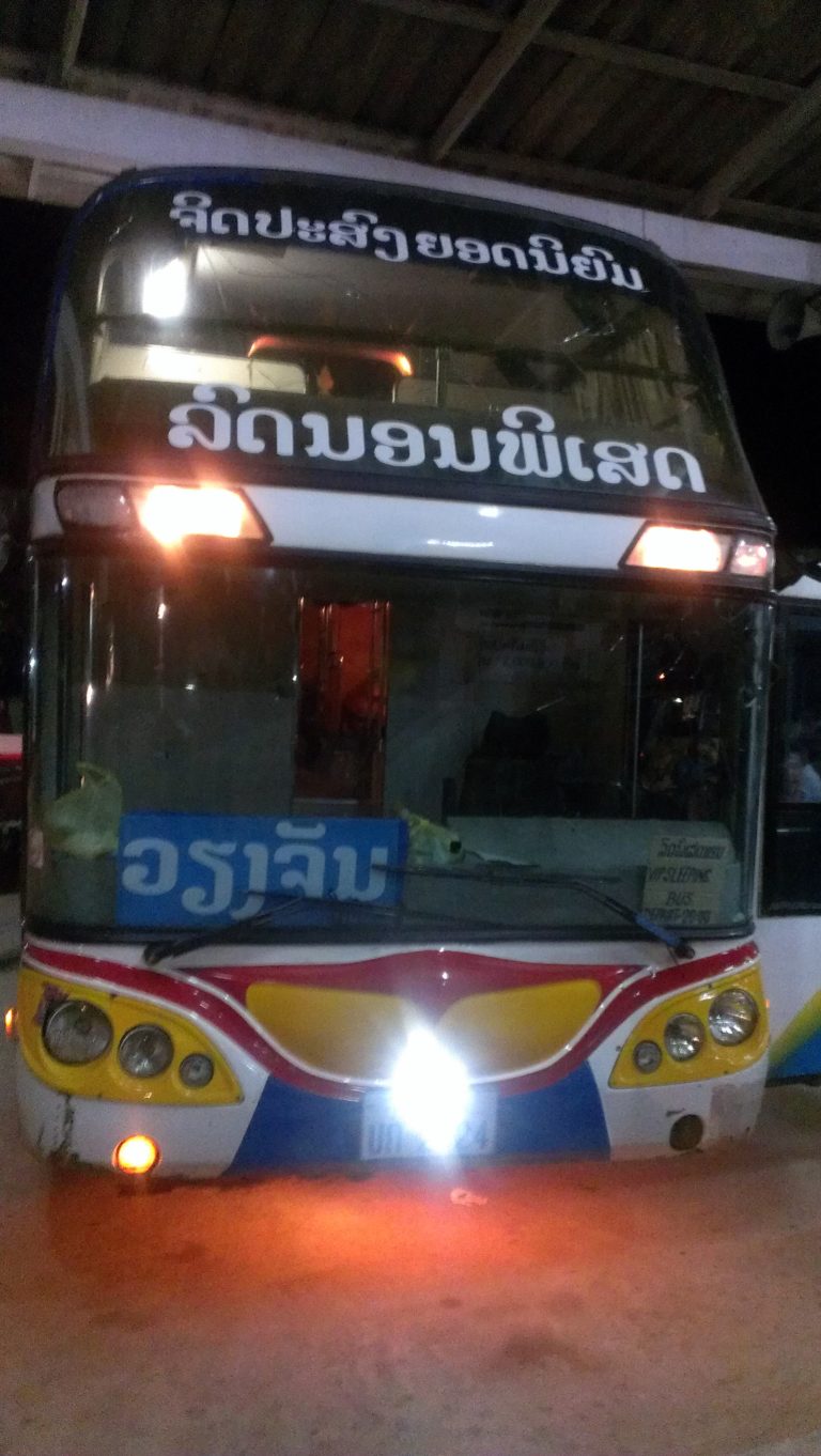 Mit Dem Nachtbus Von Luang Prabang Nach Vientiane