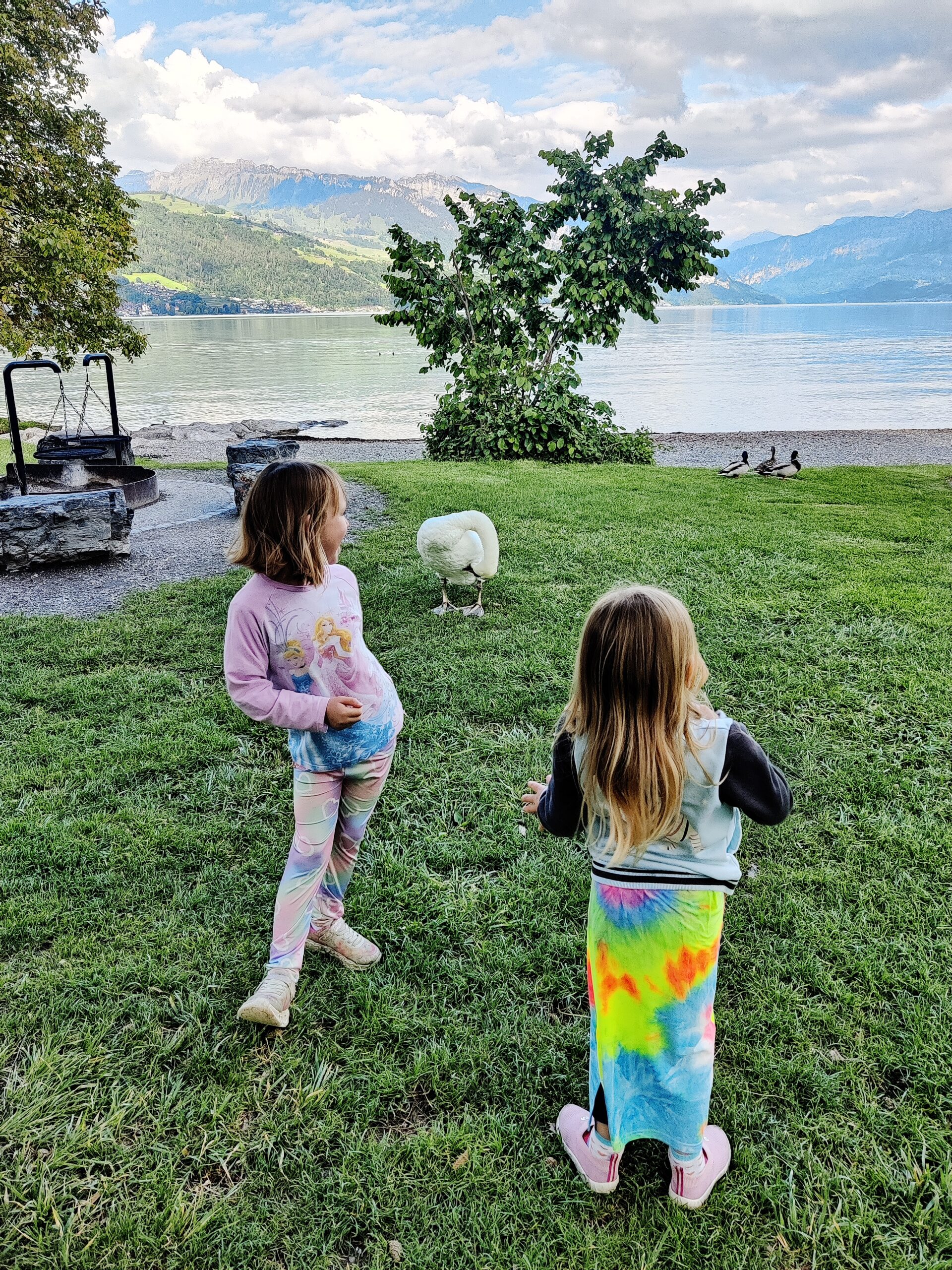 Grillstelle direkt am Thunersee beim Camping Gwatt
