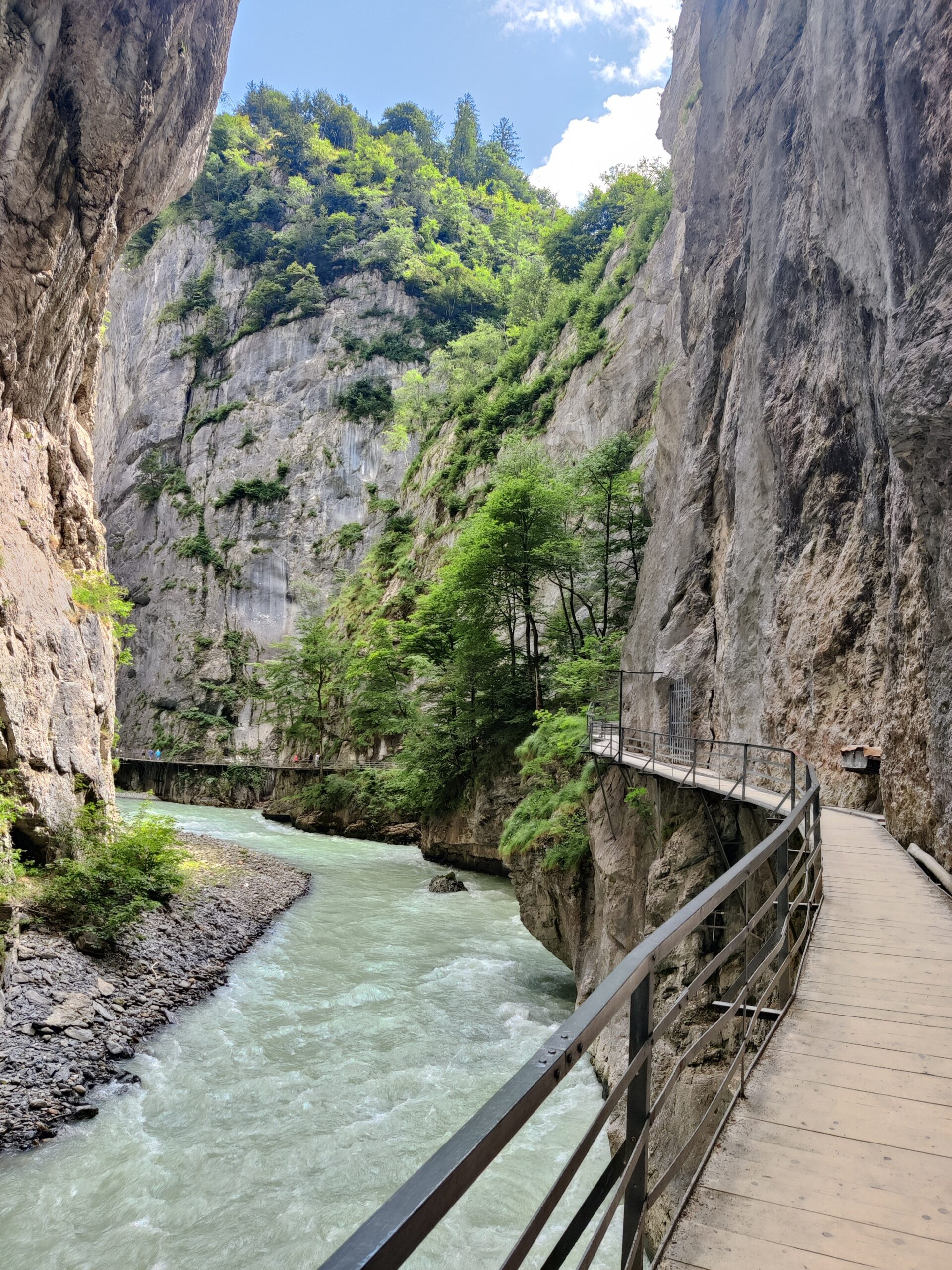 Der schöne Weg der Aareschlucht