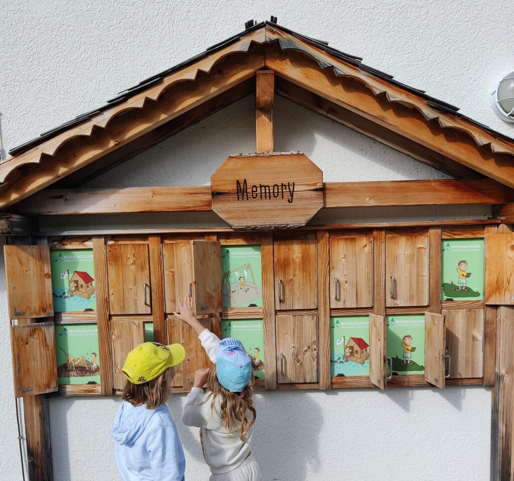 Das Memory für Kinder bei der Bergstation Rossweid oberhalb von Sörenberg