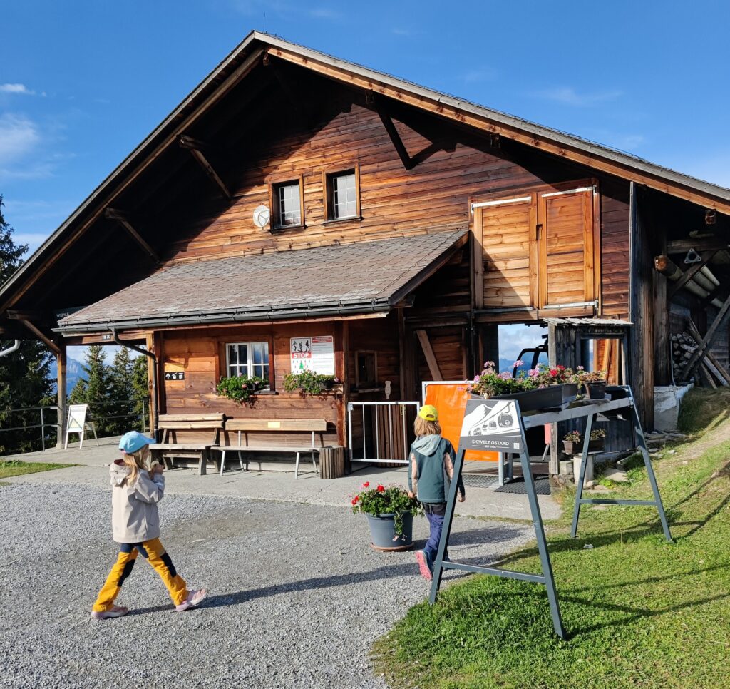 Die Bergstation Wispile, hier geht es rein zur Talfahrt