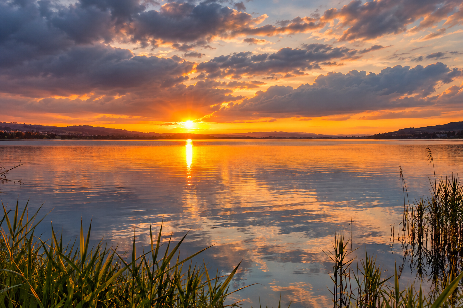 Sonnenuntergang auf dem TCS Camping Sempachersee
